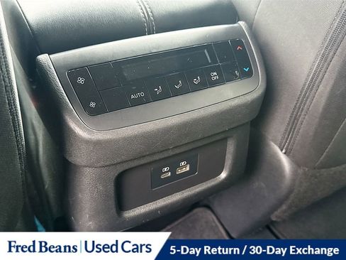 Used 2023 Nissan Pathfinder SV AWD/4WD image 31
