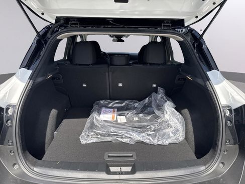 New 2026 Nissan Kicks SV FWD image 32