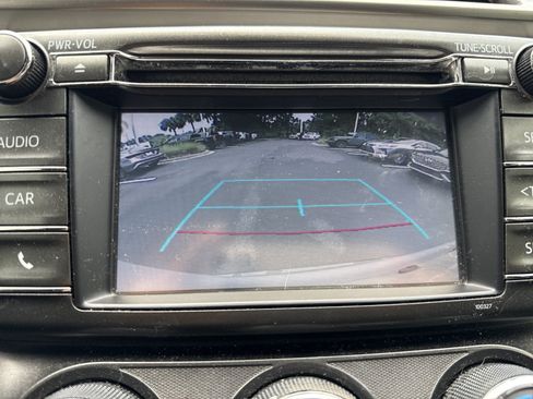 Used 2015 Toyota RAV4 LE AWD/4WD image 24