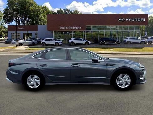 New 2026 Hyundai Sonata SE FWD image 9