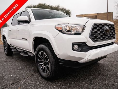 Certified 2023 Toyota Tacoma TRD Sport w/ Technology Package AWD/4WD image 10