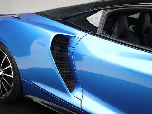 Used 2021 McLaren GT RWD image 35