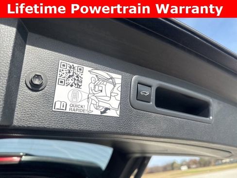 Used 2024 Toyota Highlander XLE image 23