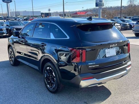 Certified 2025 Kia Sorento S w/ Panoramic Sunroof Package image 31