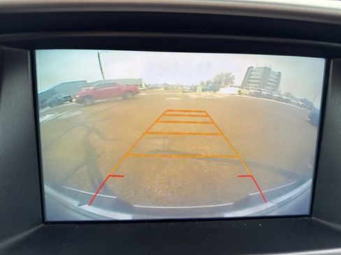 Used 2017 GMC Canyon SLT w/ Driver Alert Package image 16