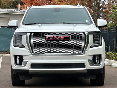Used 2021 GMC Yukon Denali image 9
