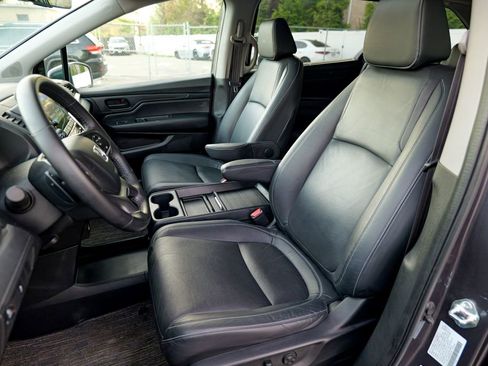 Used 2023 Honda Odyssey EX-L image 23
