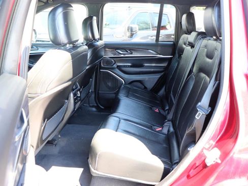 Used 2024 Jeep Grand Cherokee Limited 4xe AWD/4WD image 12