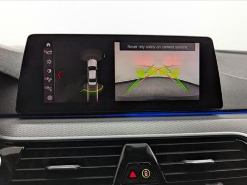 Used 2019 BMW 540i w/ M Sport Package RWD image 28