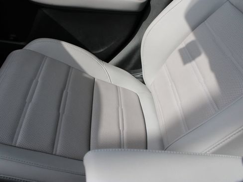 Used 2022 Honda CR-V Touring image 19