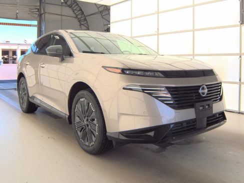 Certified 2026 Nissan Murano Platinum w/ Cargo Package AWD/4WD image 1
