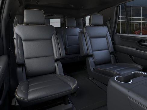 New 2026 GMC Yukon Elevation w/ Elevation Premium Package AWD/4WD image 17