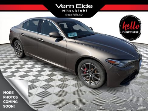 Used 2019 Alfa Romeo Giulia AWD w/ Cold Weather Package image 1