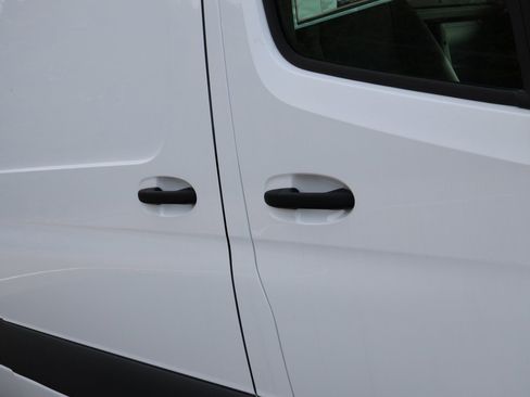 Used 2024 Mercedes-Benz Sprinter 3500 image 8