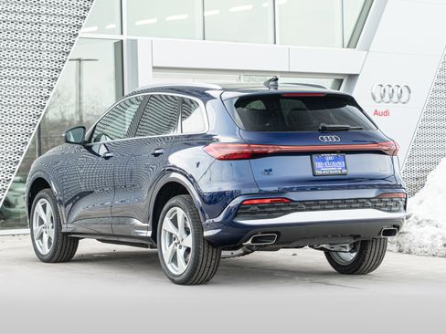 New 2025 Audi Q5 Premium Plus image 5