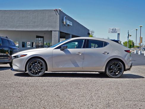 New 2026 MAZDA MAZDA3 Hatchback w/Premium Plus Pkg AWD/4WD image 6