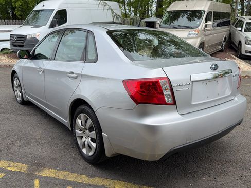 Used 2011 Subaru Impreza 2.5i AWD/4WD image 7