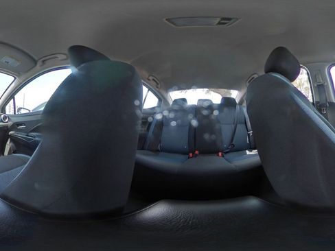 Used 2025 Nissan Versa SV FWD image 47