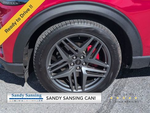 Used 2025 Ford Explorer ST image 1