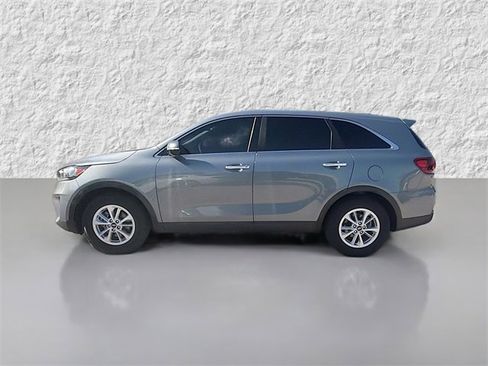 Used 2020 Kia Sorento L image 6