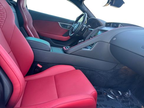 Used 2023 Jaguar F-TYPE Coupe image 15