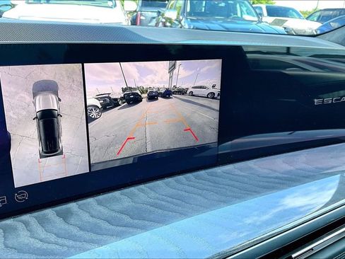 Used 2025 Cadillac Escalade IQ Luxury 2 w/ LPO, Premium Carpet Package AWD/4WD image 14