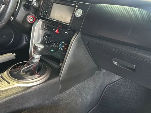 Used 2013 Scion FR-S RWD image 10