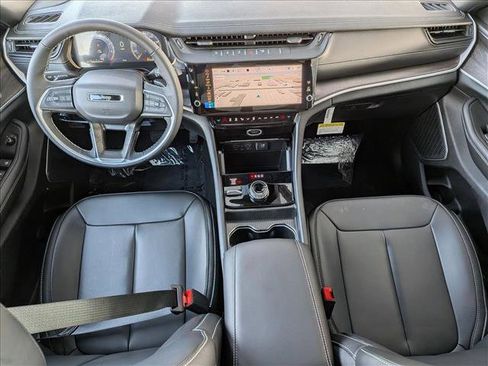 New 2026 Jeep Grand Cherokee Limited image 15