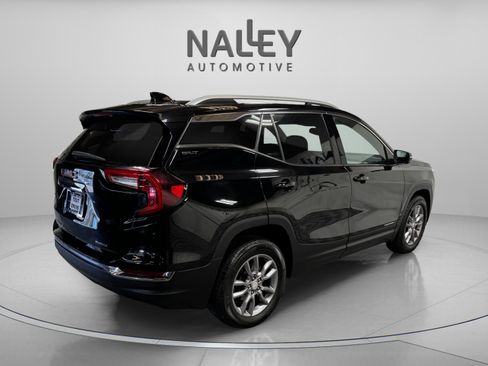Used 2024 GMC Terrain SLT image 5