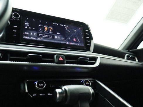 Used 2022 Kia K5 GT-Line w/ GT-Line FWD Premium Package image 16