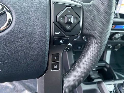 Certified 2020 Toyota Tacoma TRD Sport image 25