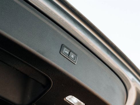 Used 2020 Audi Q5 2.0T Premium Plus w/ Premium Plus Package image 40