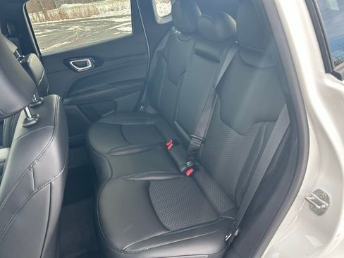 New 2026 Jeep Compass Latitude image 17