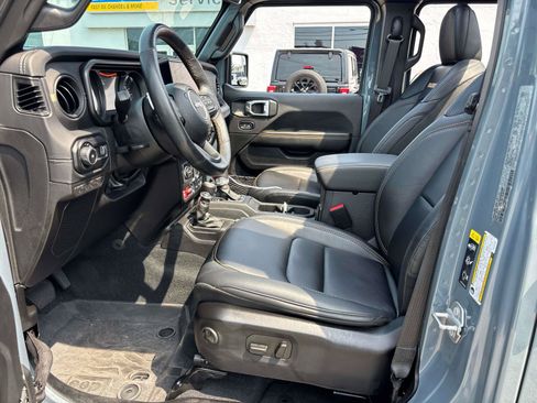 Used 2024 Jeep Wrangler Unlimited Rubicon 392 AWD/4WD image 11