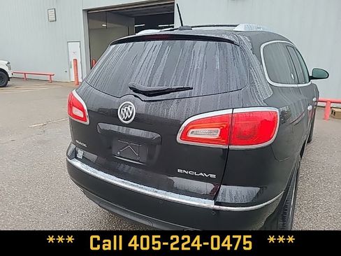 Used 2017 Buick Enclave Leather image 8