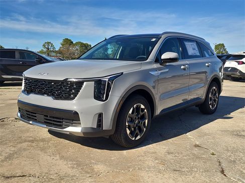 New 2026 Kia Sorento S image 4