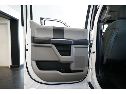 Used 2018 Ford F150 XL w/ Equipment Group 101A Mid AWD/4WD image 14