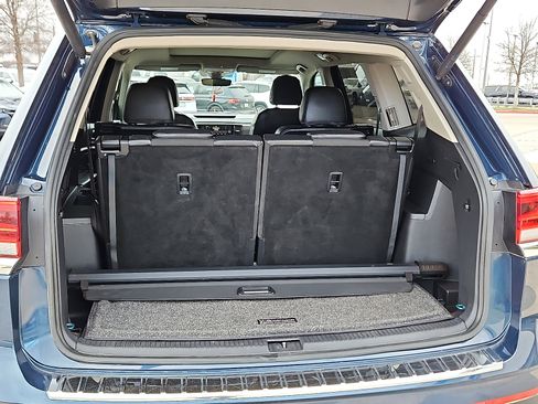 Certified 2021 Volkswagen Atlas SEL Premium image 6