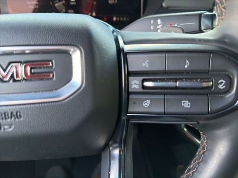 Used 2024 GMC Acadia AT4 w/ Luxury Package AWD/4WD image 12