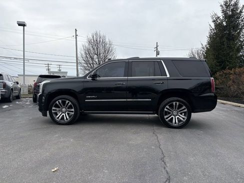 Used 2018 GMC Yukon Denali w/ Denali Ultimate Package image 2