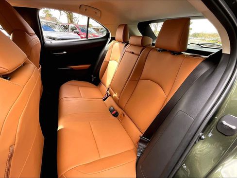 Used 2021 Lexus UX 250h image 20