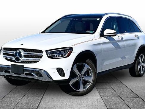 Certified 2022 Mercedes-Benz GLC 300 4MATIC image 2