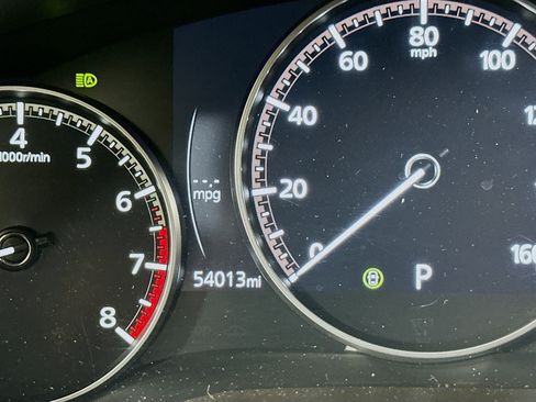 Used 2024 MAZDA MAZDA3 s FWD image 19