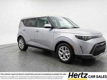 Used 2025 Kia Soul LX w/ LX Technology Package