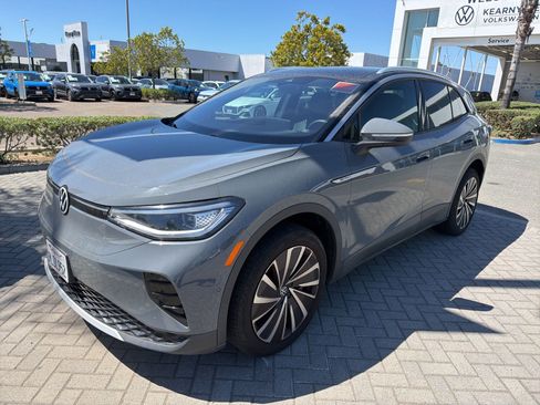 Used 2023 Volkswagen ID.4 Pro S Plus image 1