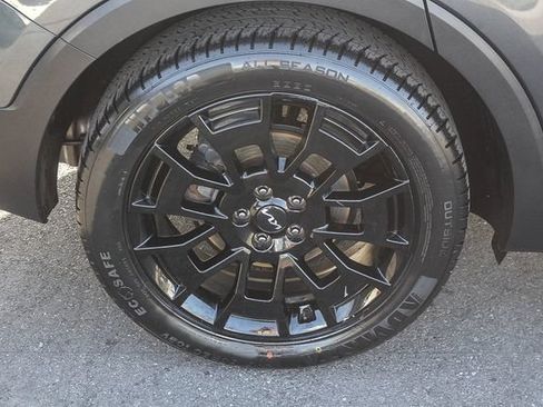 Used 2022 Kia Telluride SX w/ SX Prestige Package AWD/4WD image 11