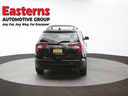 Used 2022 GMC Acadia SLT w/ Technology Package image 42