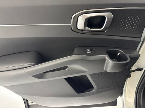 New 2026 Kia Sorento LX FWD image 22