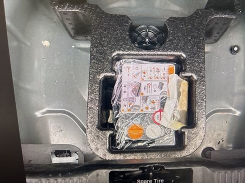 Certified 2021 Ford Mustang EcoBoost w/ Equipment Group 101A image 31