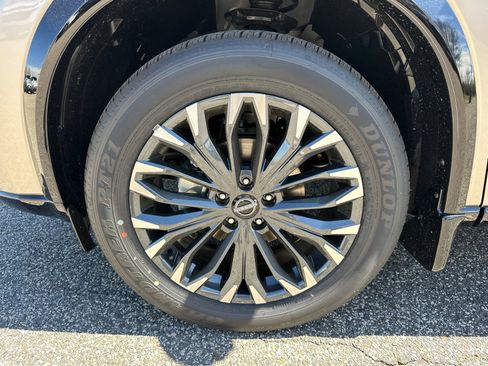 New 2026 Nissan Rogue Platinum w/ Platinum Premium Package image 9